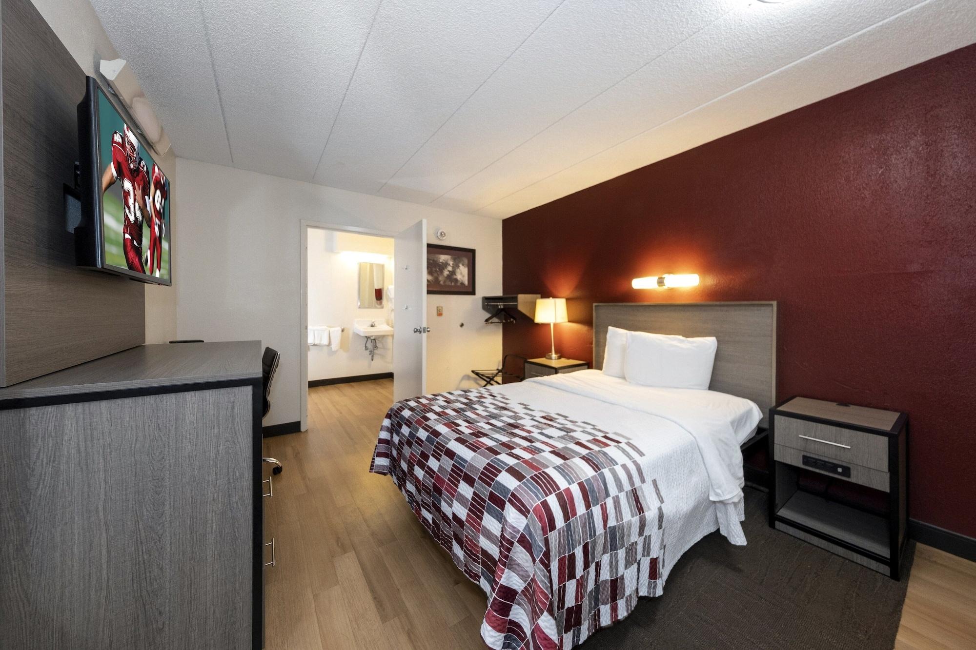 Red Roof Inn Edison Zewnętrze zdjęcie