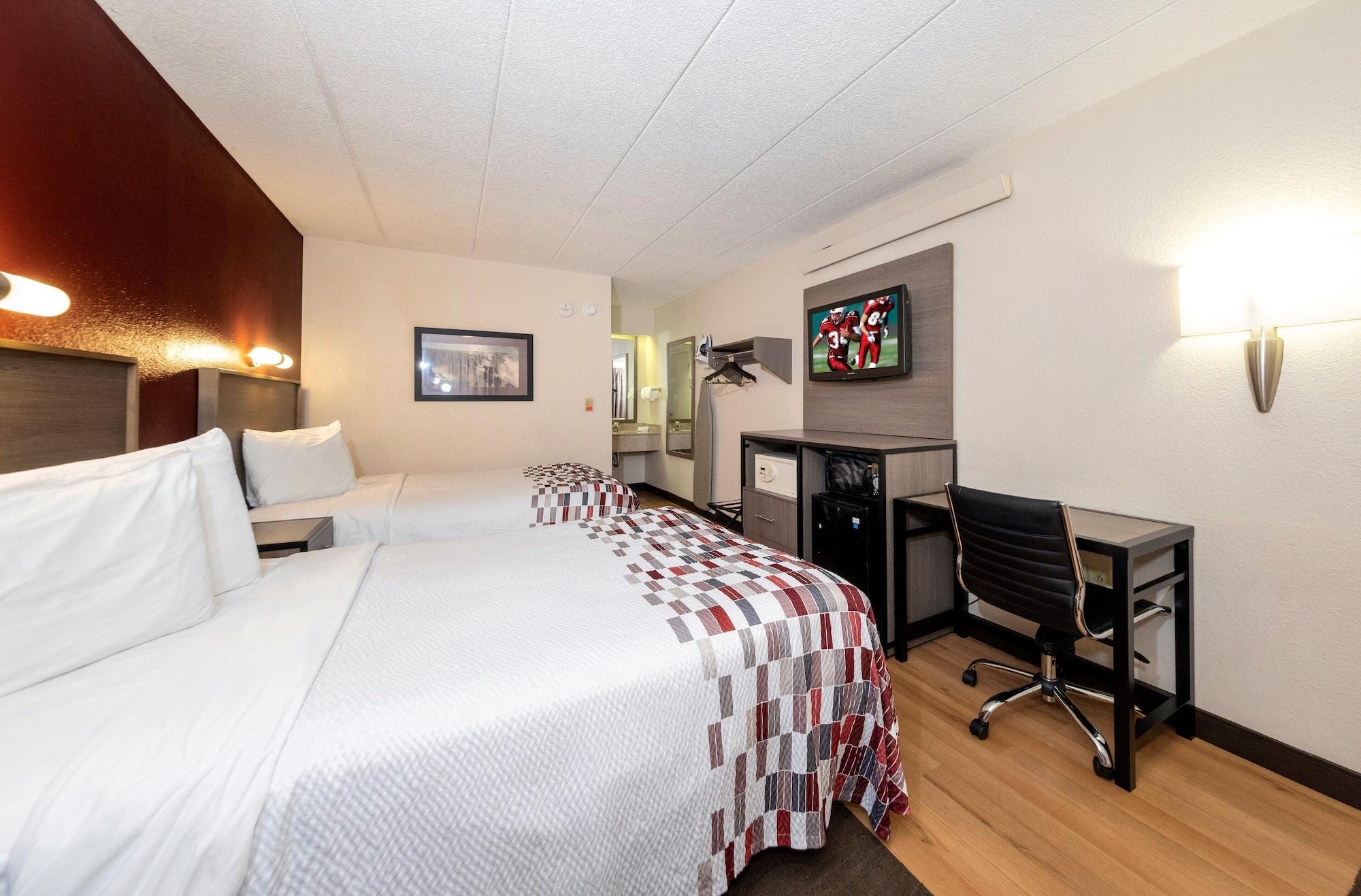 Red Roof Inn Edison Zewnętrze zdjęcie