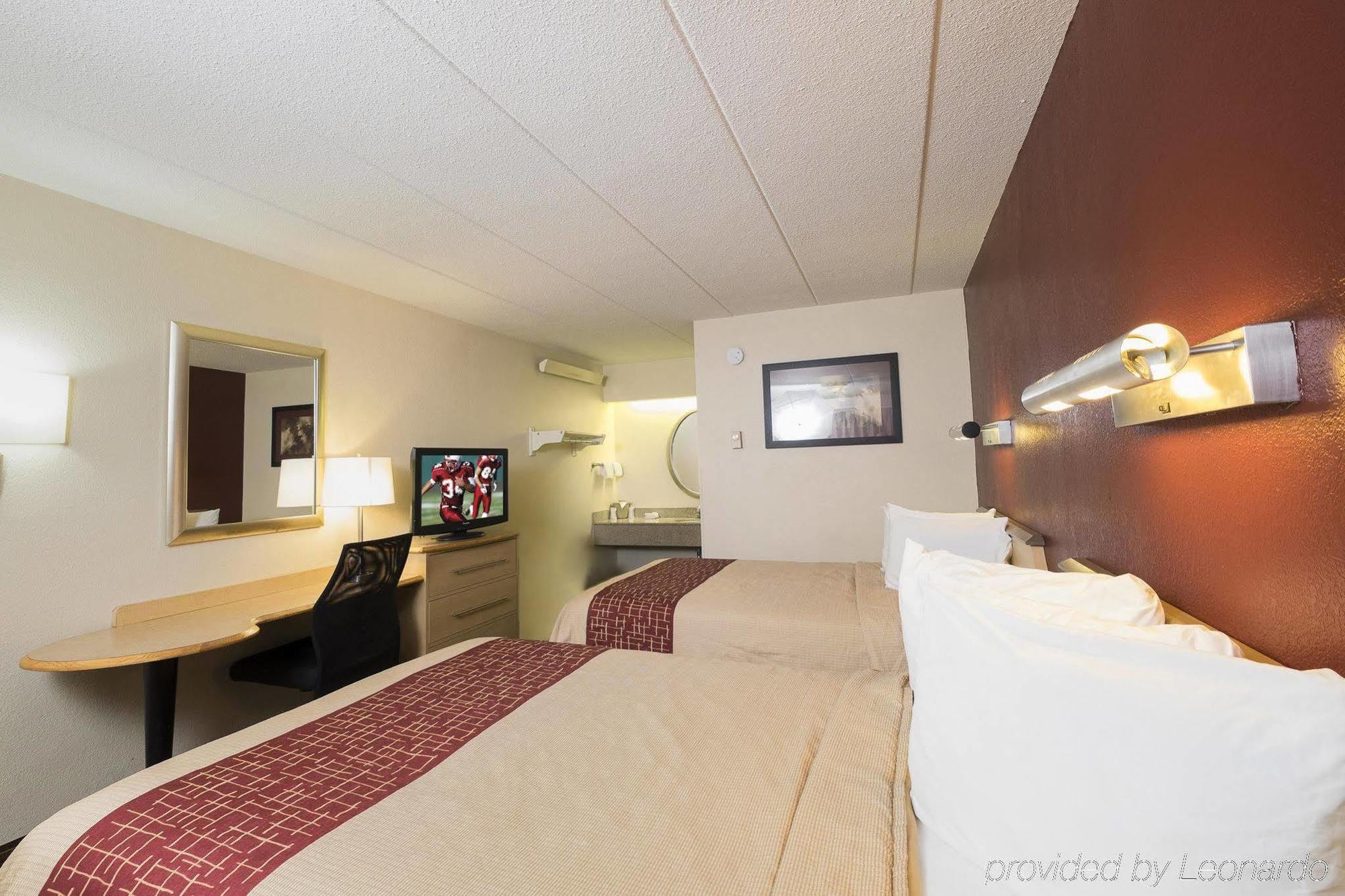Red Roof Inn Edison Zewnętrze zdjęcie